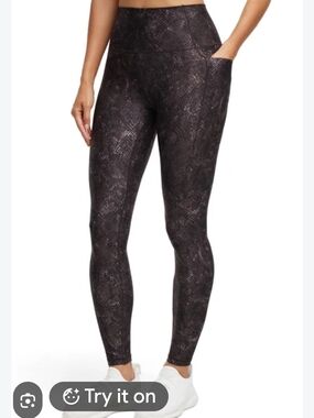 Danskin Women’s Size S High Waist Snake Print Leggings Black Gray